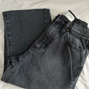 Universal Thread High Rise 90’s Vintage Straight Black Jeans